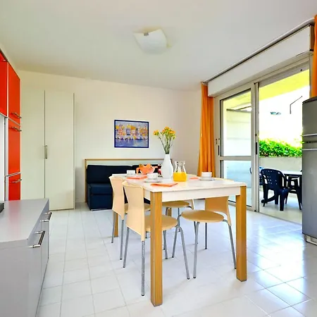 Parco Hemingway-20 By Interhome * ליגננו סביאדורו